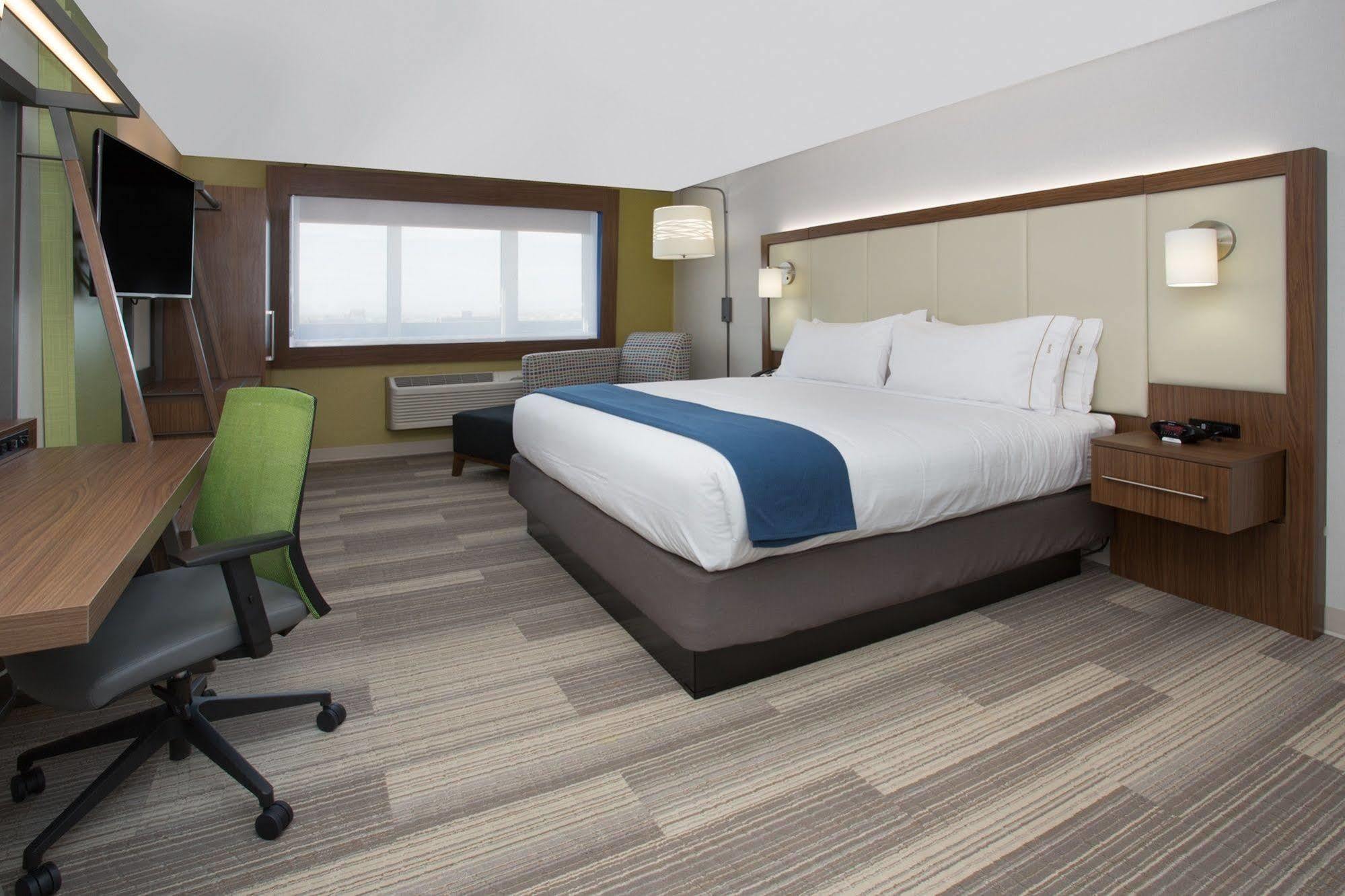 Holiday Inn Express & Suites - Elizabethtown North By Ihg Bagian luar foto