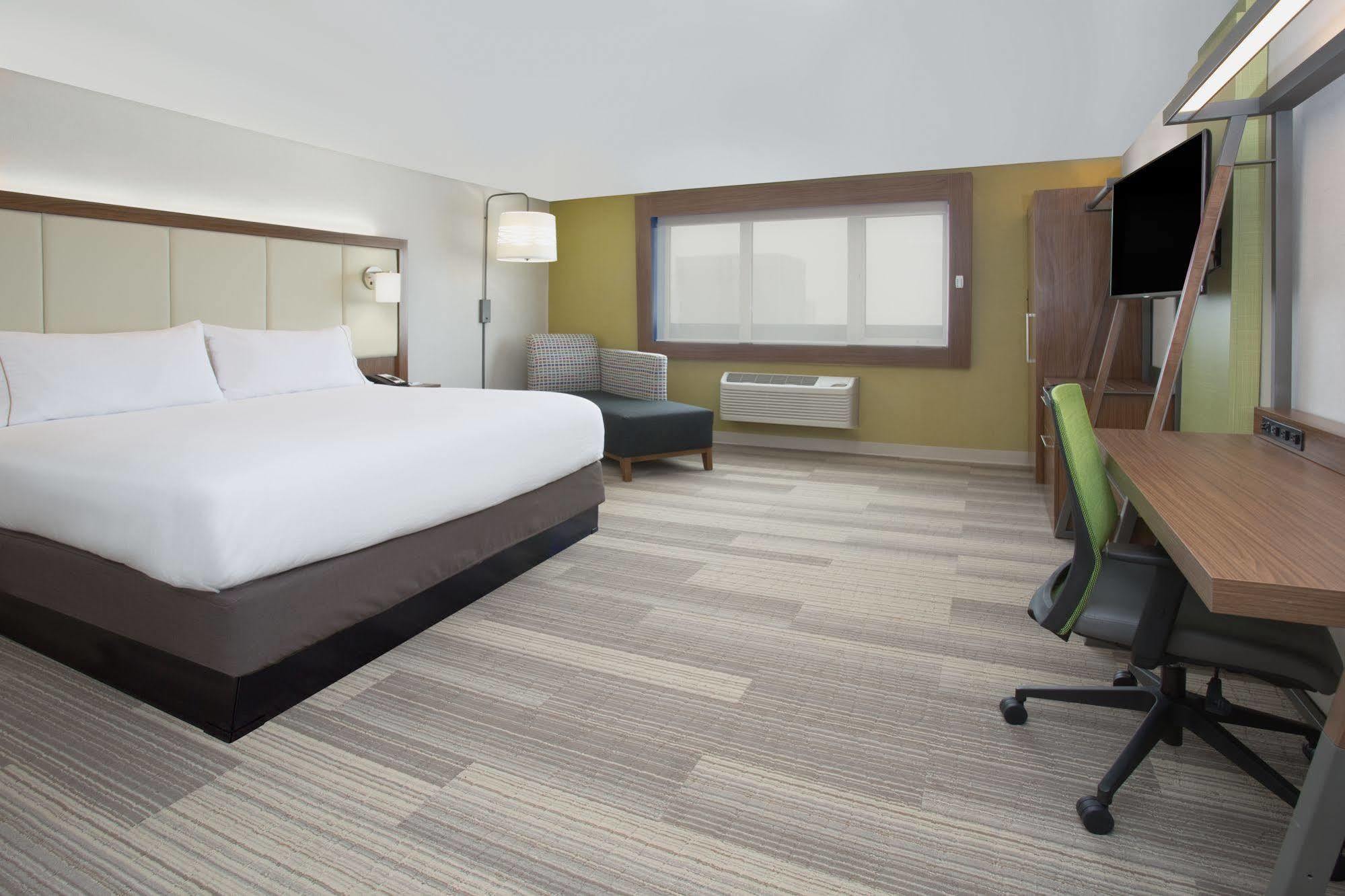Holiday Inn Express & Suites - Elizabethtown North By Ihg Bagian luar foto