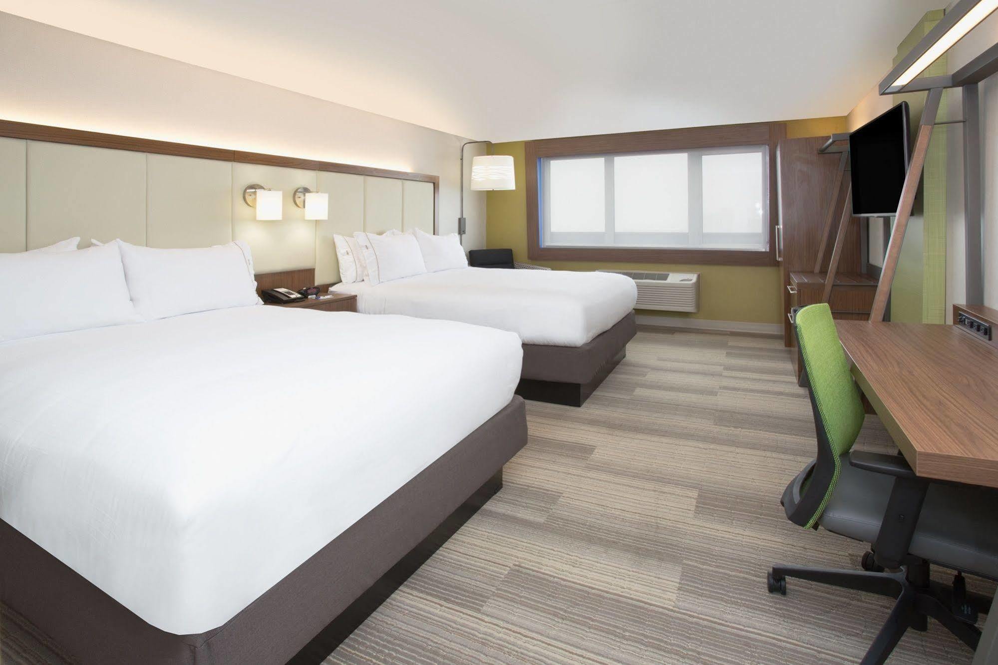 Holiday Inn Express & Suites - Elizabethtown North By Ihg Bagian luar foto