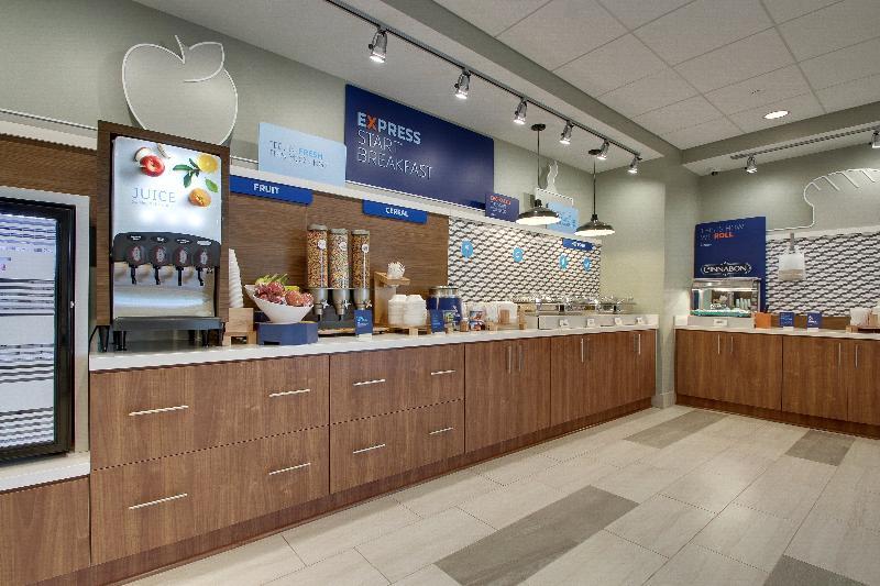 Holiday Inn Express & Suites - Elizabethtown North By Ihg Bagian luar foto